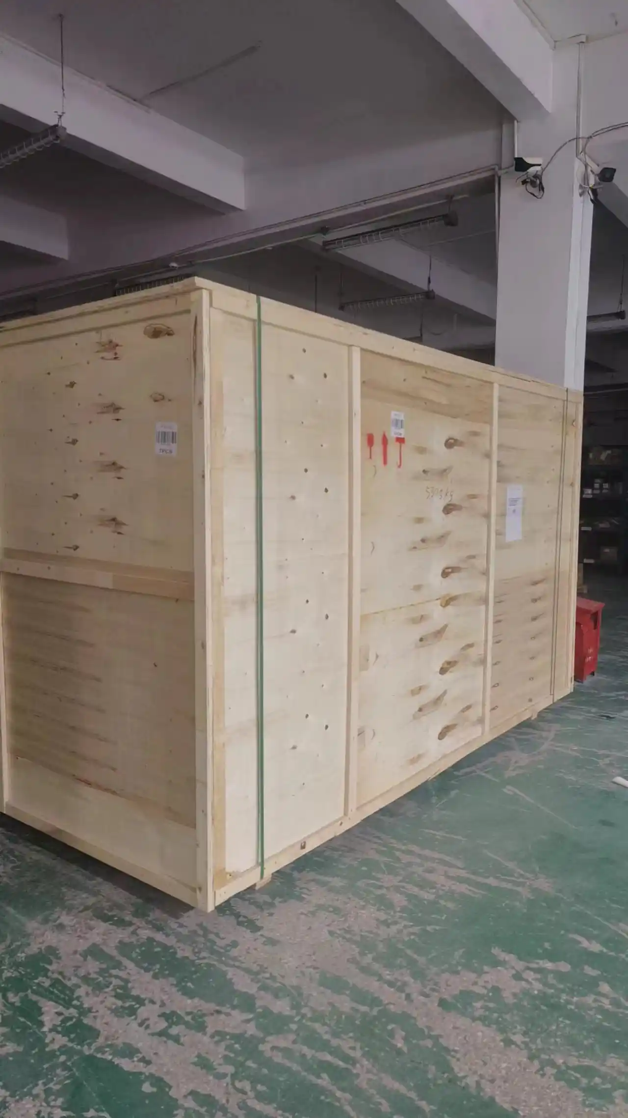 Custom Wood Crating Service